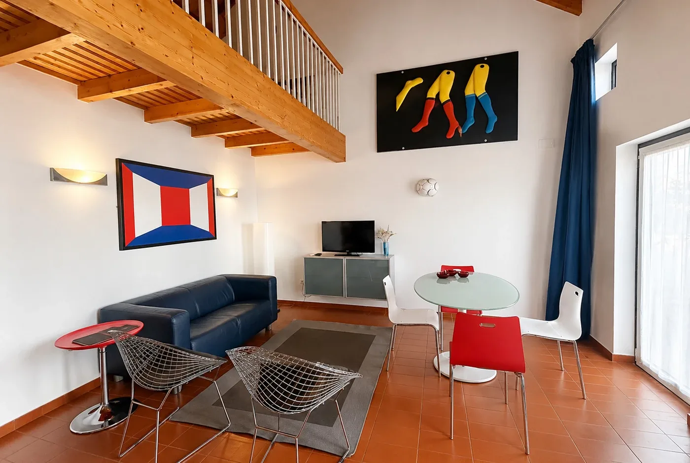 One-bedroom villa with mezzanine — Photo 2 of 12