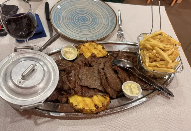 Grilled meat — Photo 1 of 3